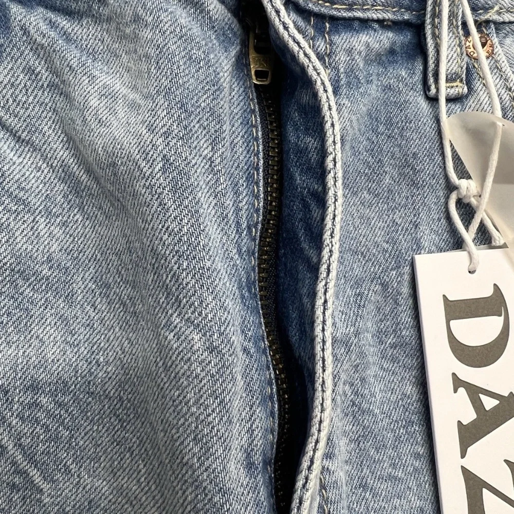 Daze Denim Shorts Women 26 Blue 1999 Slouch 90’s Ripped High Rise Cut Offs Retro